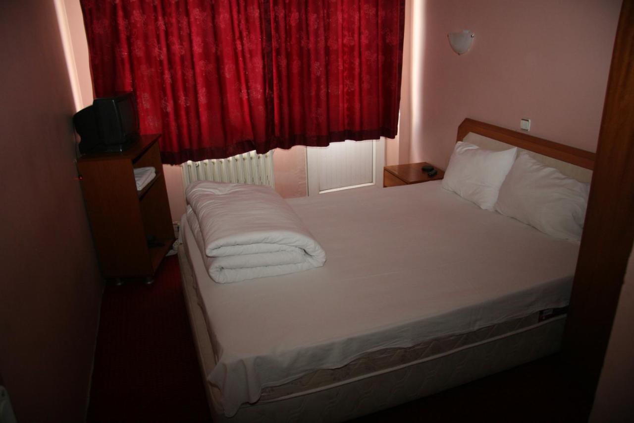 Oez Altin Basak Hotel Ankara Exterior photo
